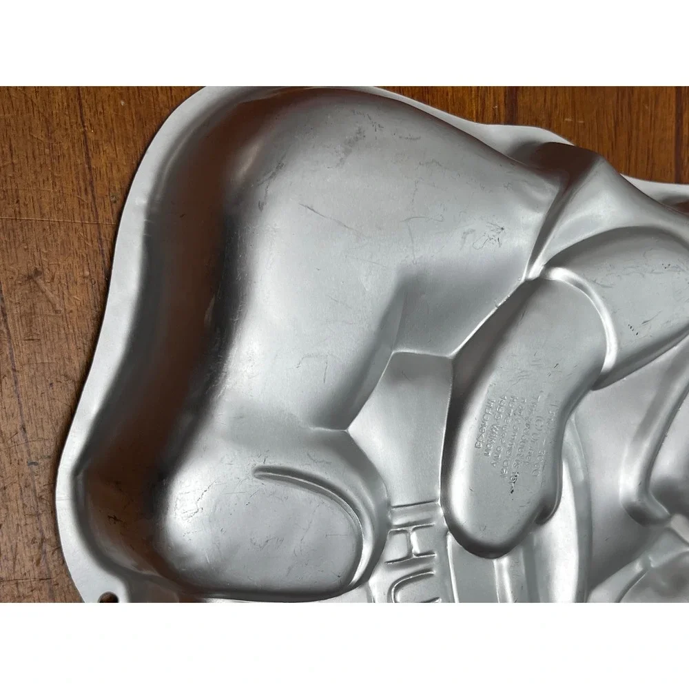 Vintage 1995 Wilton Disney Winnie the Pooh Hunny Pot Cake Pan 2105-3000 Aluminum
